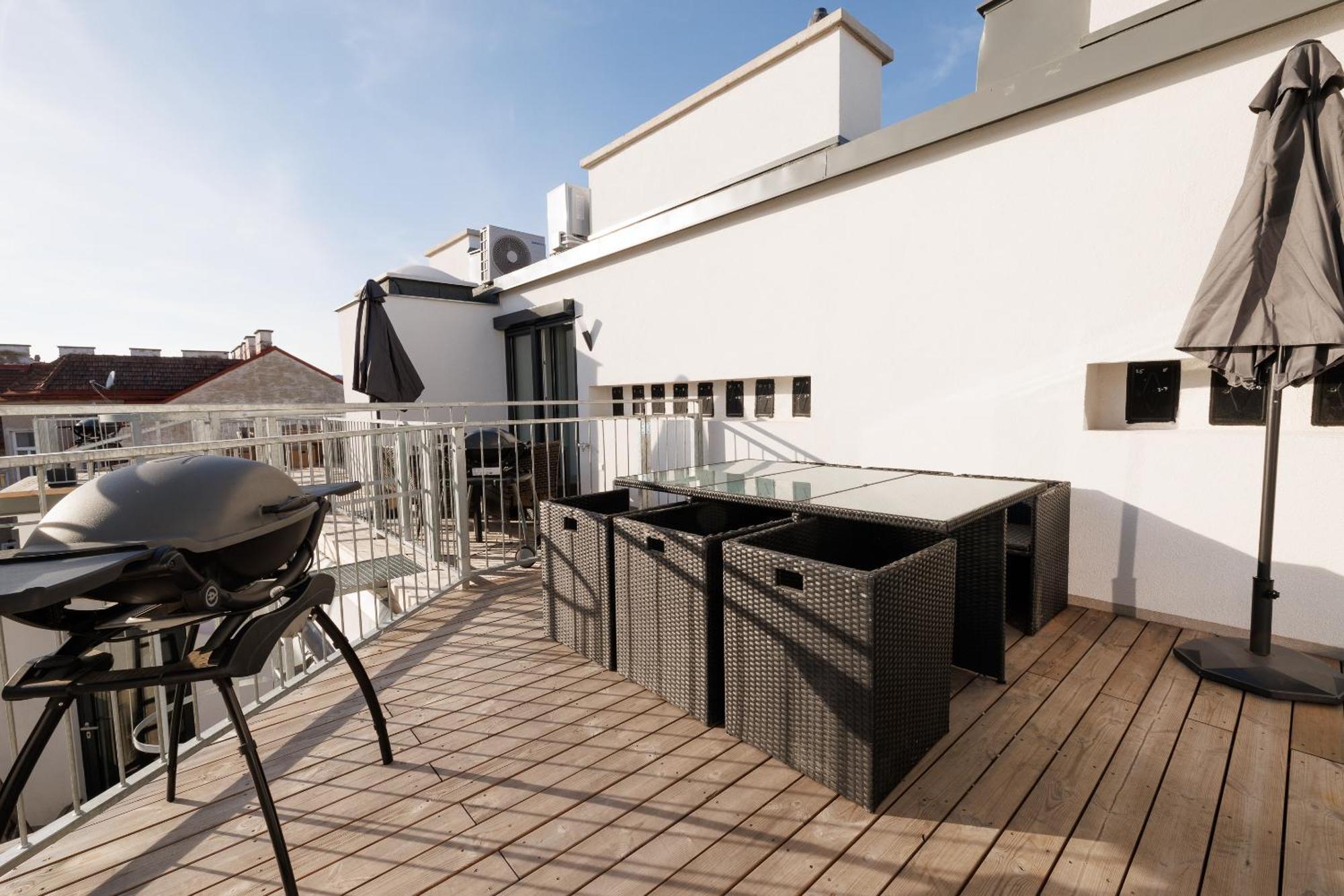 Symphony Apartments 40 - Modern Loft With Terrace And Grill In Central Location Wien Eksteriør bilde