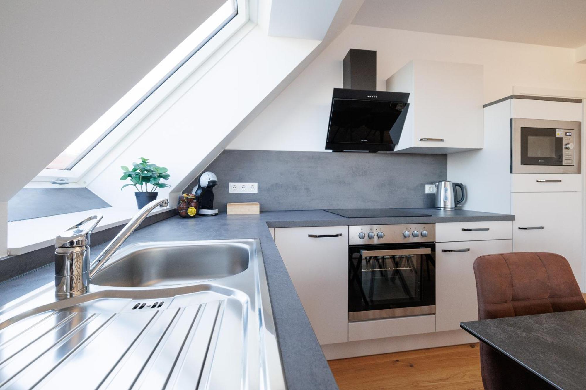 Symphony Apartments 40 - Modern Loft With Terrace And Grill In Central Location Wien Eksteriør bilde