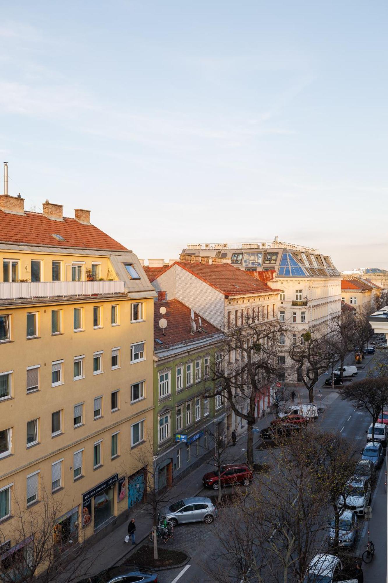 Symphony Apartments 40 - Modern Loft With Terrace And Grill In Central Location Wien Eksteriør bilde